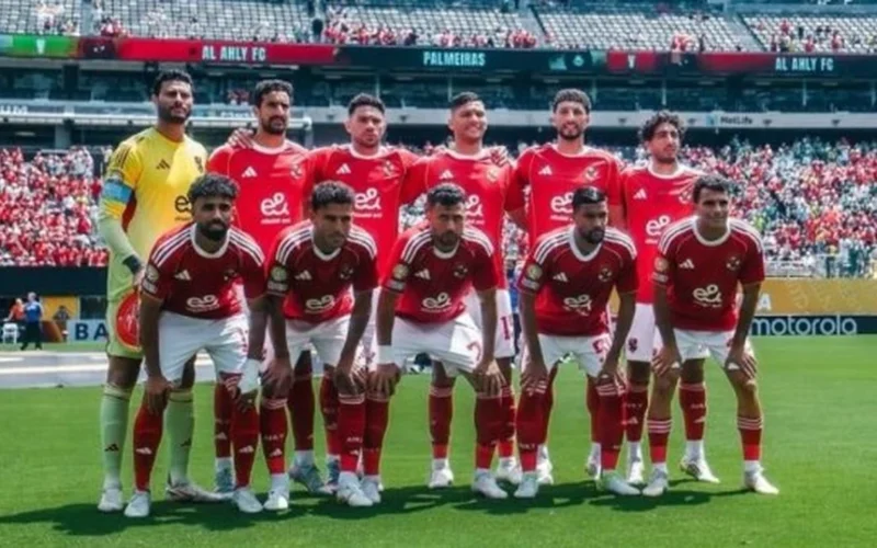 مفاجآت ميركاتو يناير.. قائمة الراحلين عن النادي الأهلي في الشتاء الحالي